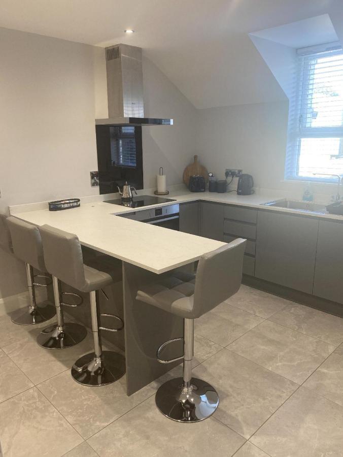 Modern 3-Bed Apartment In Magherafelt Sleeps 8 Kültér fotó