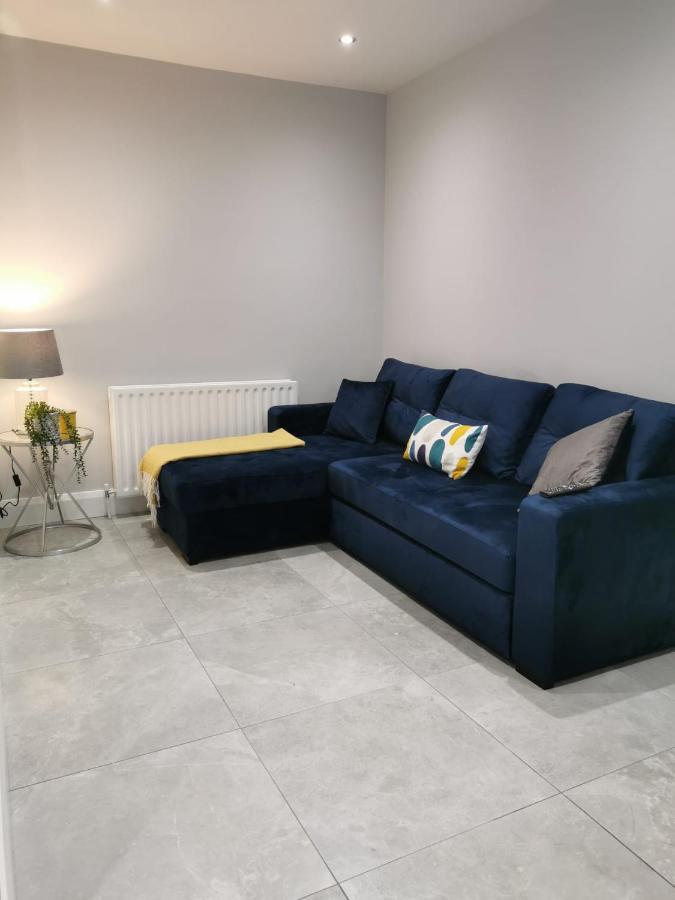 Modern 3-Bed Apartment In Magherafelt Sleeps 8 Kültér fotó
