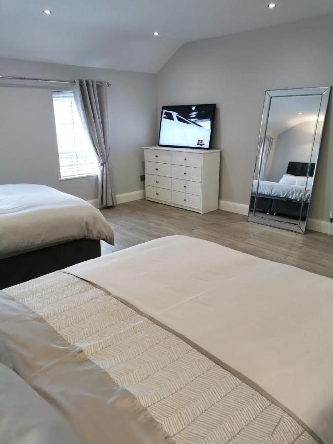 Modern 3-Bed Apartment In Magherafelt Sleeps 8 Kültér fotó
