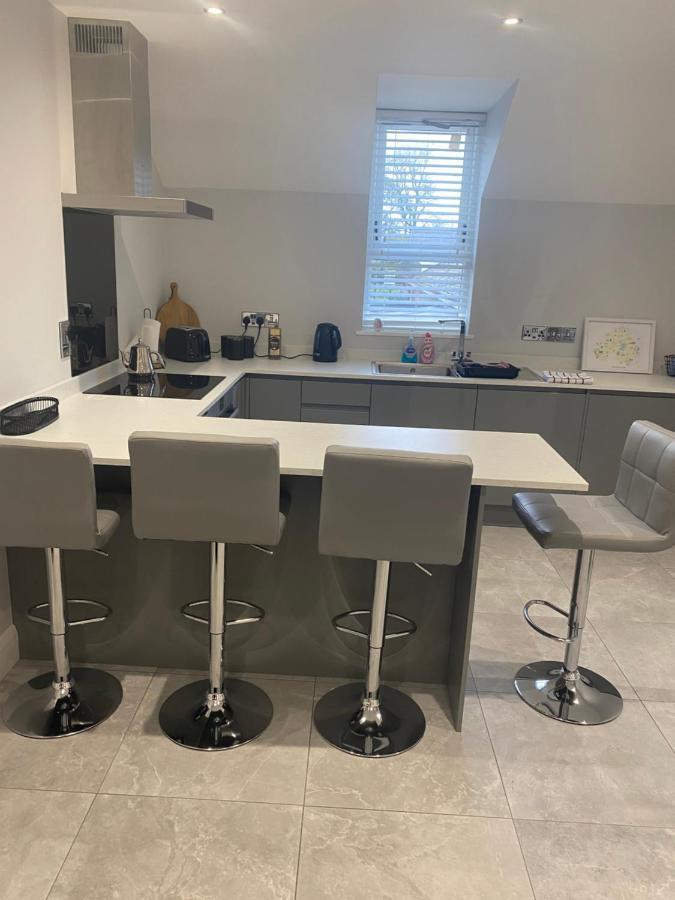 Modern 3-Bed Apartment In Magherafelt Sleeps 8 Kültér fotó
